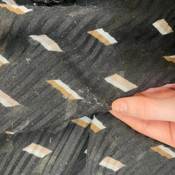 Ann Taylor Pleated Geometric Scarf Black Tan - Picture 3 of 6